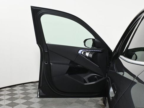 Used 2026 BMW X3 xDrive30 w/ Convenience Package image 28