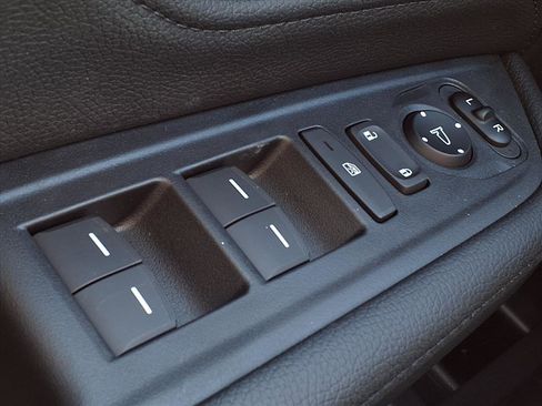 New 2026 Honda Odyssey Touring image 33