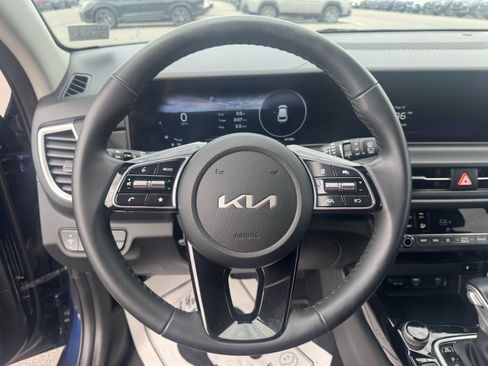 Used 2024 Kia Seltos EX AWD/4WD image 17