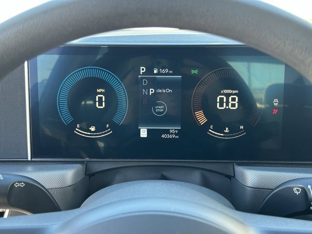 Used 2025 Hyundai Sonata SEL FWD image 30