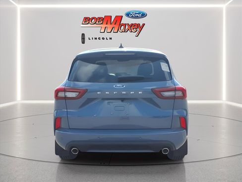 Used 2023 Ford Escape ST-Line w/ Tech Pack #1 image 6