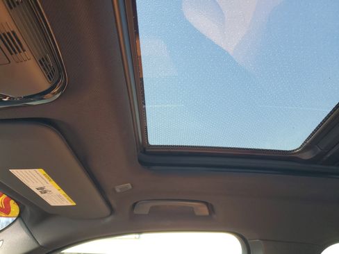 Used 2023 BMW X5 xDrive45e w/ Executive Package image 32