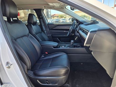 Used 2025 MAZDA CX-50 AWD 2.5 Hybrid w/ Premium Pkg image 57