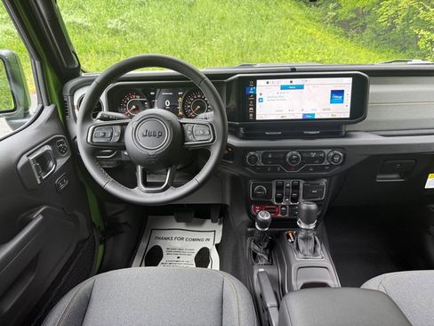New 2025 Jeep Gladiator Sport image 12