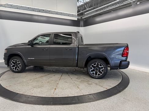 New 2026 RAM 1500 Laramie AWD/4WD image 10