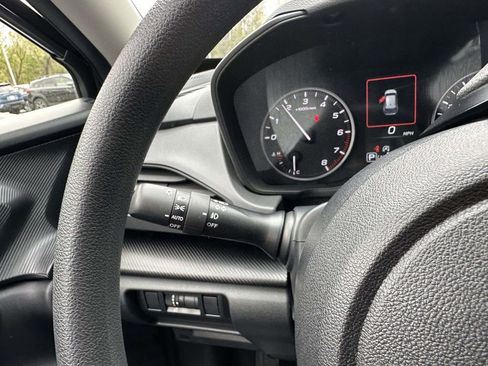 Certified 2025 Subaru Crosstrek 2.0i Premium image 29