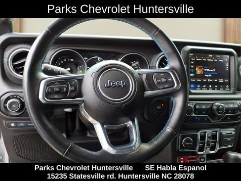 Used 2023 Jeep Wrangler Unlimited Rubicon 4xe w/ Cold Weather Group AWD/4WD image 3