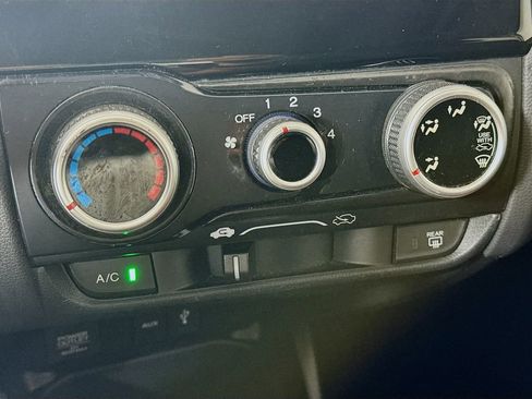 Used 2016 Honda Fit LX image 17