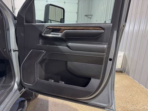 Used 2024 GMC Sierra 2500 SLE image 22