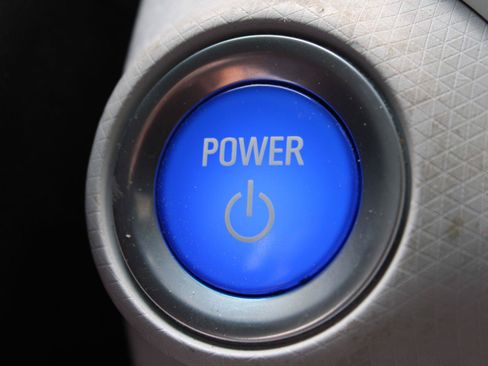 Used 2021 Chevrolet Bolt LT FWD image 14