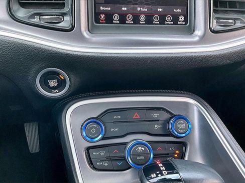 Certified 2020 Dodge Challenger SXT w/ Blacktop Package image 32