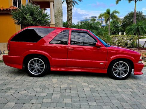 Used 2001 Chevrolet Blazer Xtreme w/ Preferred Equipment Group image 46