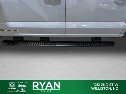 Used 2024 Ford F250 Lariat w/ Sport Appearance Package image 9