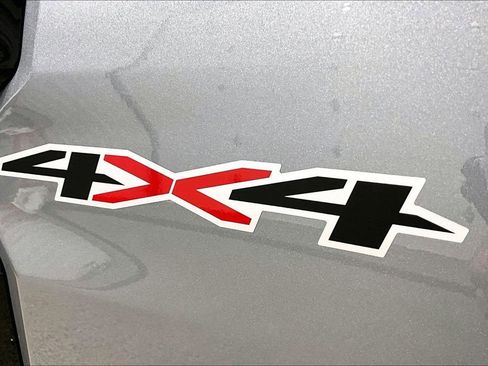 Used 2024 Chevrolet Colorado W/T image 24