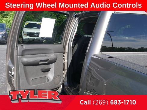 Used 2013 Chevrolet Silverado 1500 LT w/ All-Star Edition AWD/4WD image 16