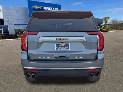 Used 2022 GMC Yukon XL Denali image 5