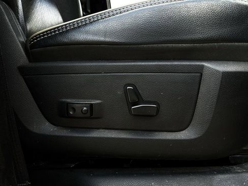 Used 2024 RAM 3500 Laramie w/ Night Edition AWD/4WD image 33