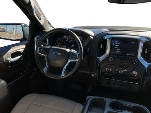 Used 2021 Chevrolet Silverado 1500 RST w/ Z71 Off-Road Package image 10