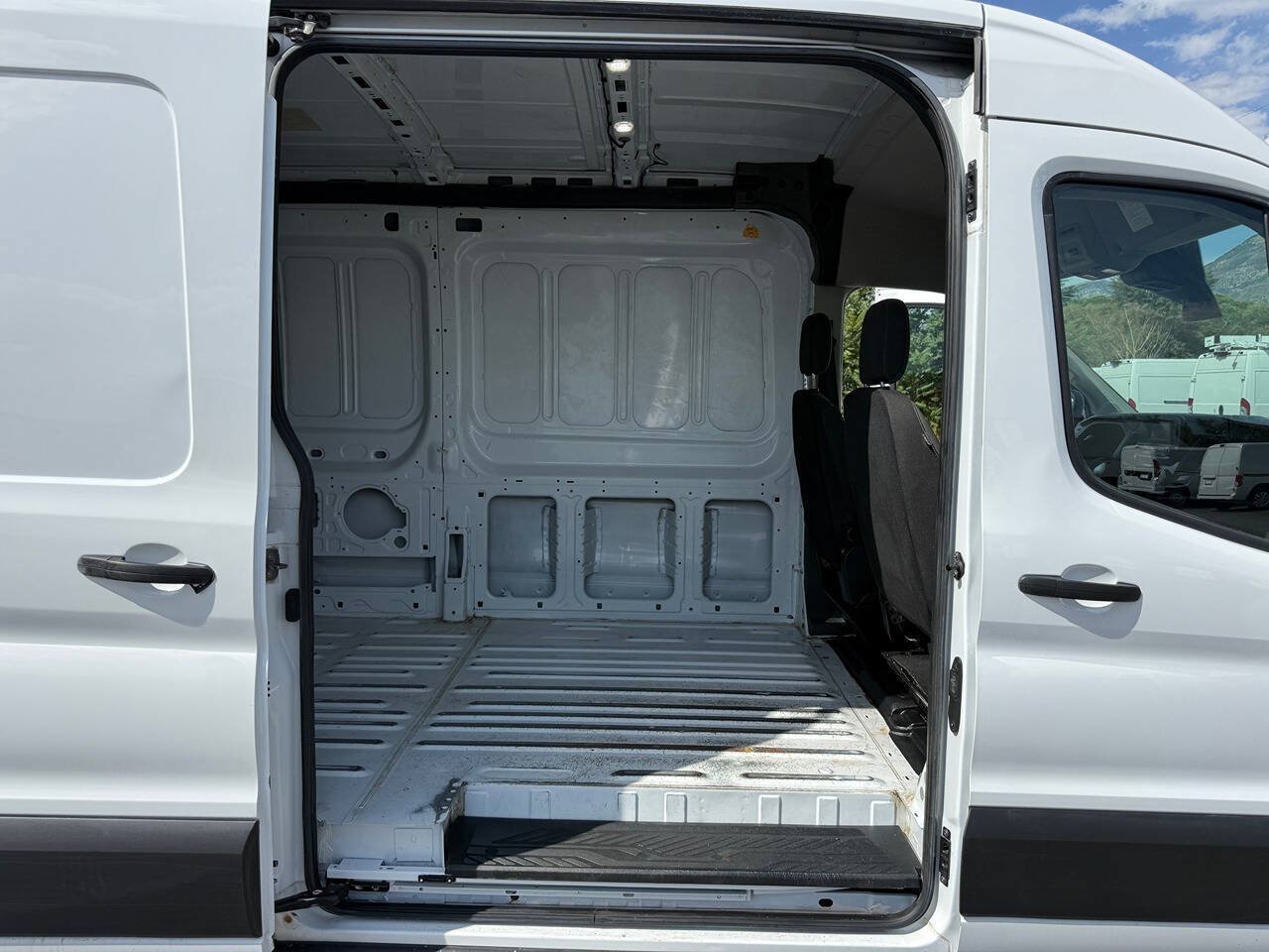 Used 2023 Ford Transit 350 Medium Roof AWD image 23