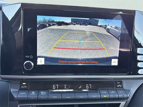 Used 2025 Toyota Camry LE image 26