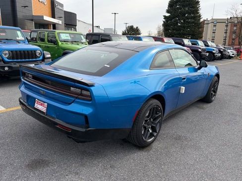 New 2026 Dodge Charger Scat Pack w/ Blacktop Package image 8
