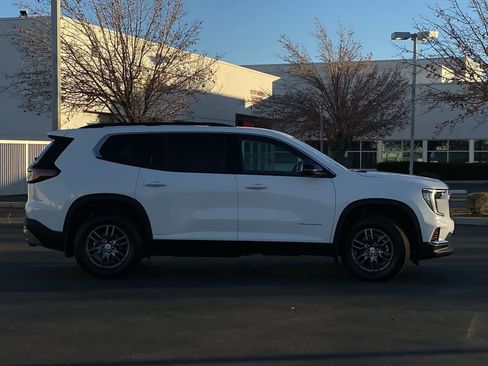 New 2026 GMC Acadia Elevation w/ LPO, Floor Liner Package image 12