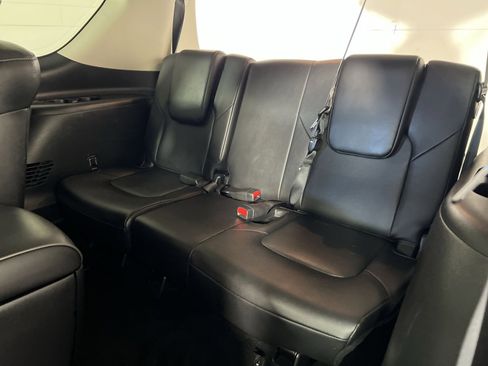 Used 2024 INFINITI QX80 Luxe image 26