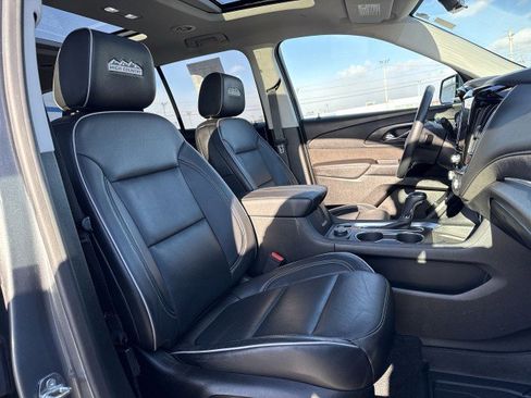 Certified 2019 Chevrolet Traverse High Country w/ LPO, Floor Liner Package image 27