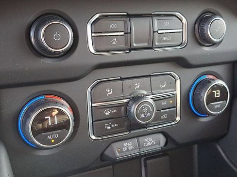 Used 2021 Chevrolet Tahoe LS image 17