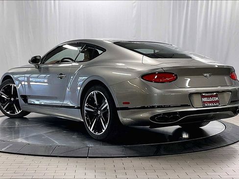 Used 2022 Bentley Continental GT image 3