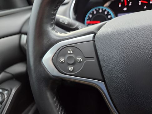 Used 2021 Chevrolet Traverse LT image 30