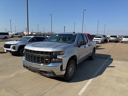 Used 2021 Chevrolet Silverado 1500 W/T w/ Z71 Off-Road Package