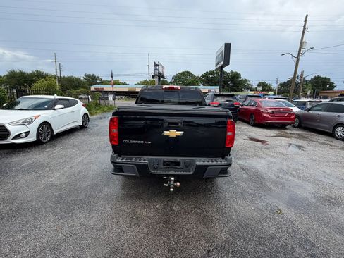 Used 2018 Chevrolet Colorado Z71 AWD/4WD image 3