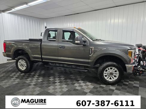 Used 2018 Ford F350 XL AWD/4WD image 1