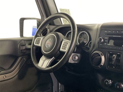 Used 2017 Jeep Wrangler Unlimited Sport image 14