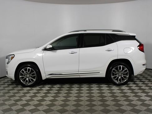 Used 2022 GMC Terrain Denali w/ Denali Premium Package image 45