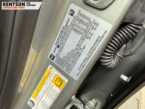 Used 2025 GMC Yukon Denali w/ Sun & Power Step Package image 45