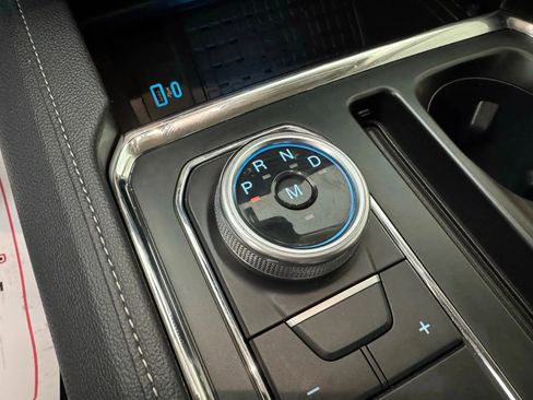 Used 2024 Ford Expedition Max XLT image 24