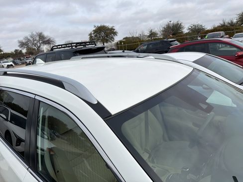 Used 2019 Nissan Rogue SV w/ Premium Package image 7