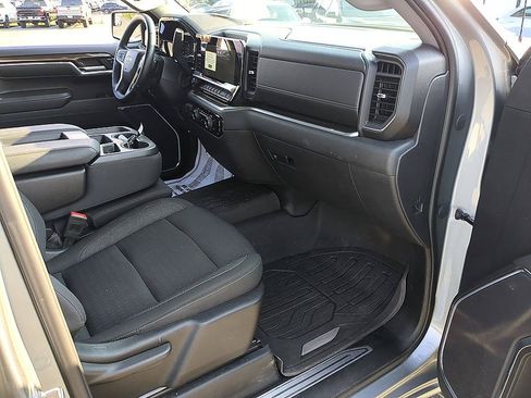 Used 2023 Chevrolet Silverado 1500 LT AWD/4WD image 35