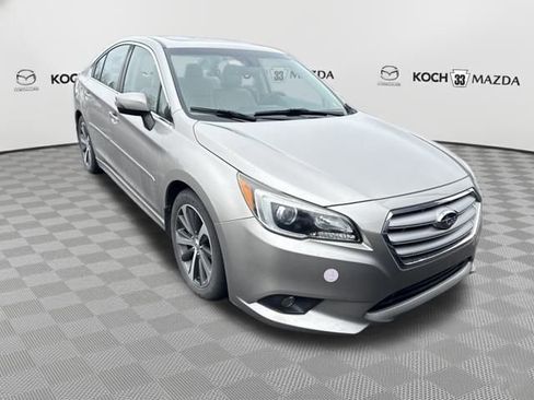 Used 2017 Subaru Legacy 3.6R Limited image 2