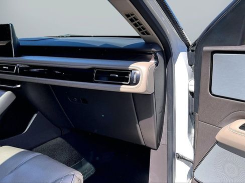 Used 2022 Lincoln Aviator Reserve w/ Equipment Group 201A image 20