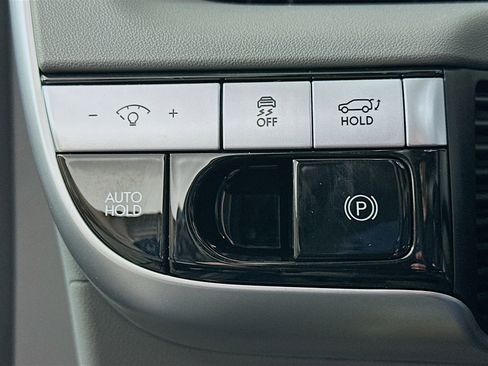 Used 2024 Hyundai Ioniq 5 SEL RWD image 17