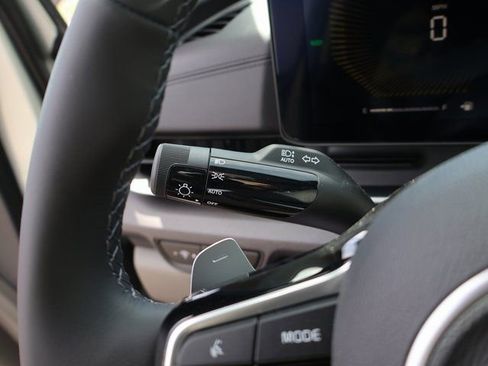 New 2026 Kia Carnival EX FWD image 30