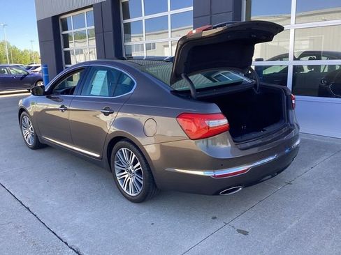 Used 2014 Kia Cadenza Premium w/ Luxury Package FWD image 9