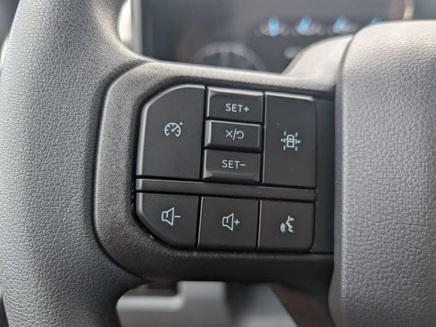 New 2026 Ford F550 4x4 Regular Cab Super Duty image 9