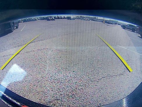 Used 2020 Volvo XC40 T5 Momentum image 26