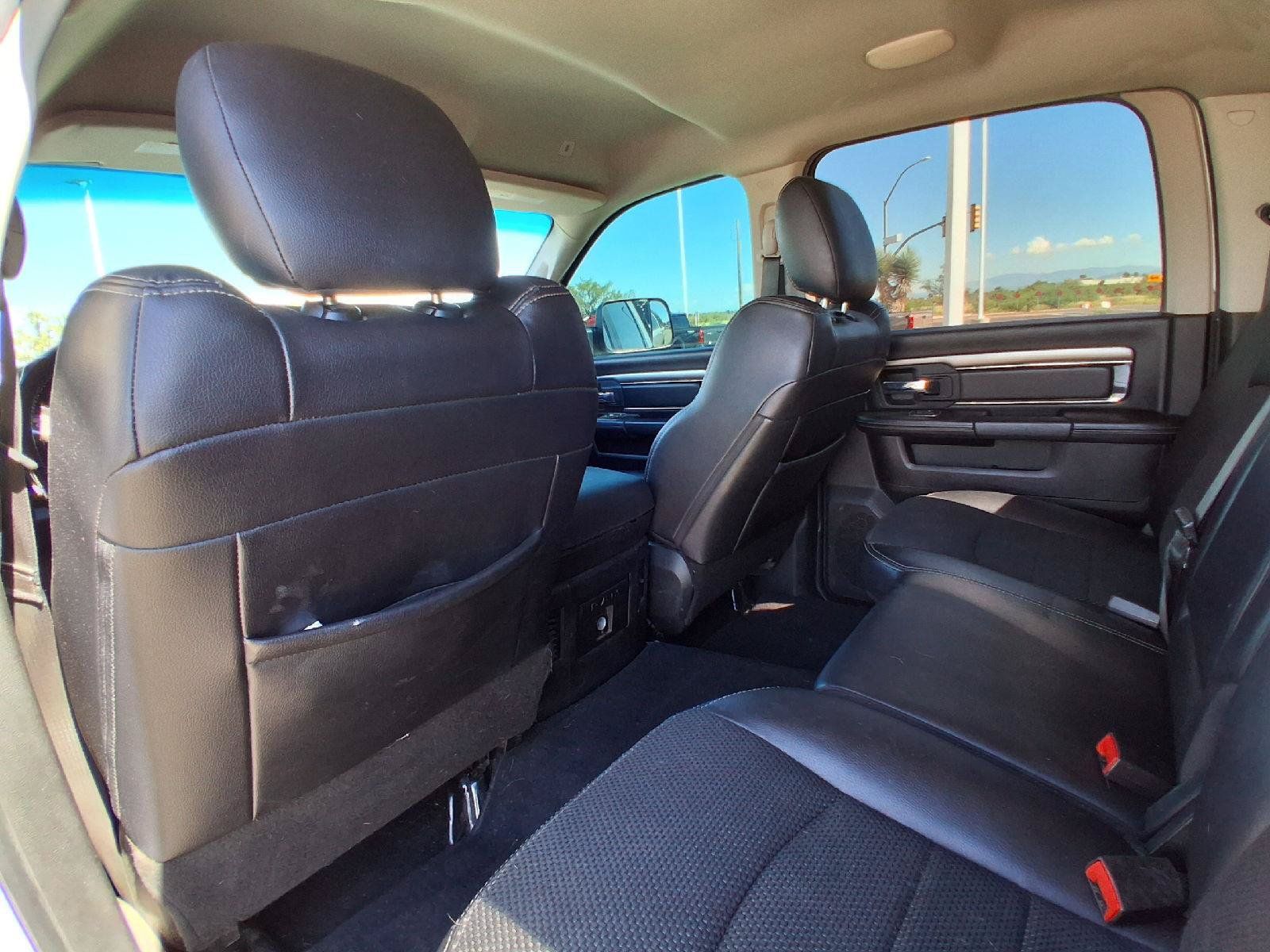 Used 2018 RAM 2500 Big Horn w/ Sport Appearance Group AWD/4WD image 19