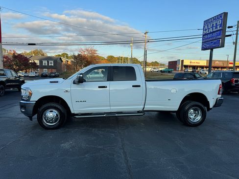 Used 2024 RAM 3500 Big Horn image 2