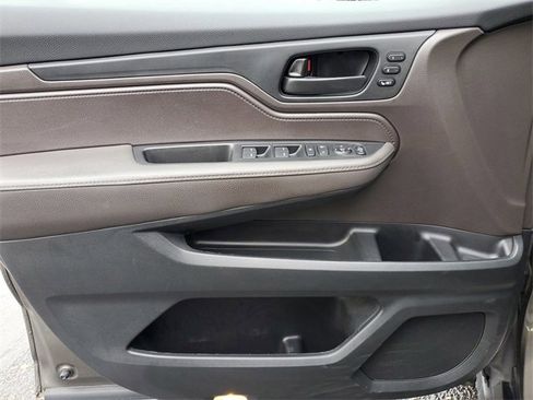 Used 2022 Honda Odyssey EX-L image 16